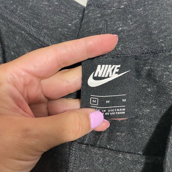 Nike lounge shorts - Picture 3 of 3